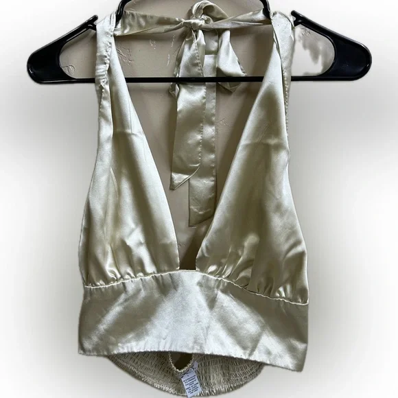 🌸5/$25🌸 Elegant Silk Cream Adjustable Halter Top - Picture 2 of 6